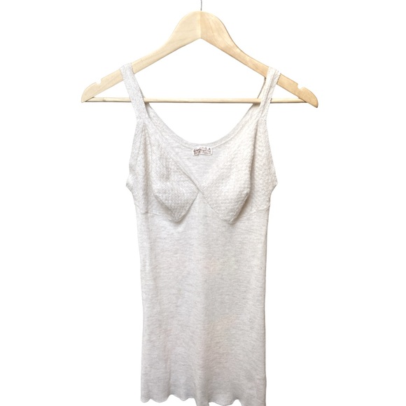 Gicipi | Vintage Tank 🤍 - Picture 1 of 5